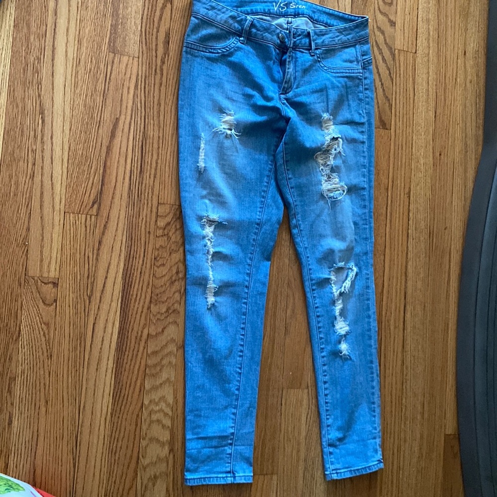 Vs siren jeans